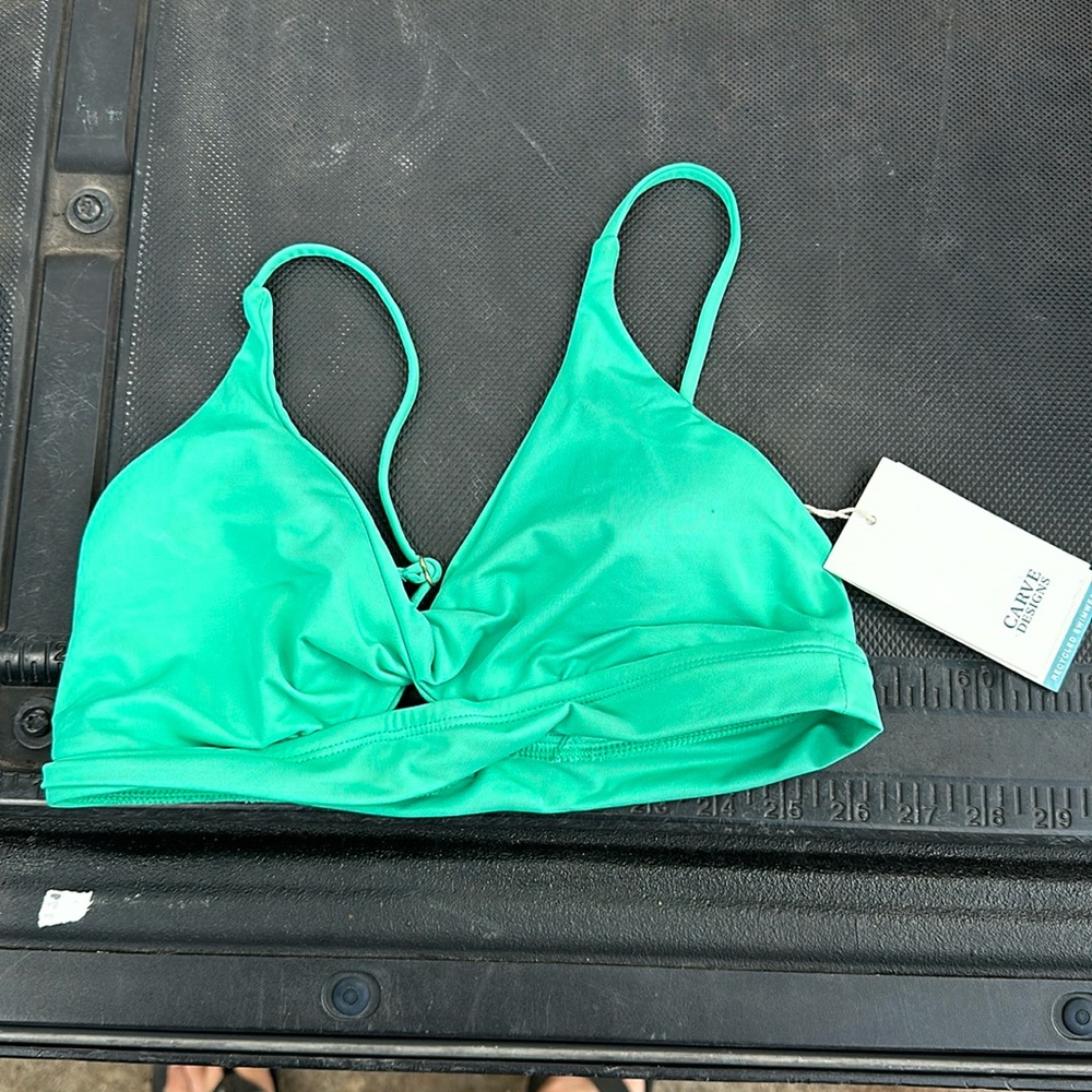 Carve Designs Elba Bikini top.  Small